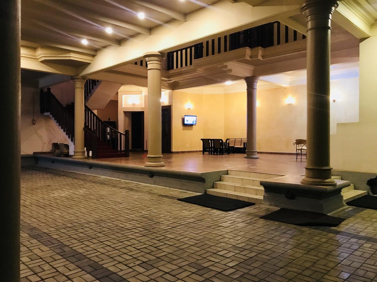 Seasons Hotel Kurunegala Ngoại thất bức ảnh